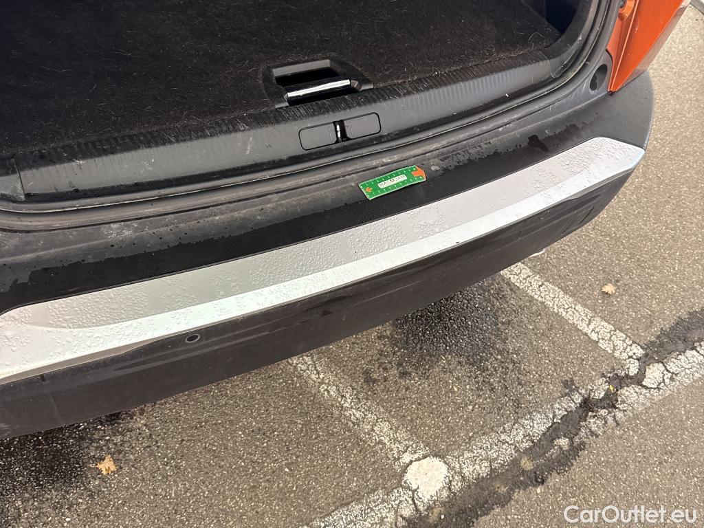  Peugeot  2008  Allure Pack 1.5 HDi 130CV BVA8 E6d #38