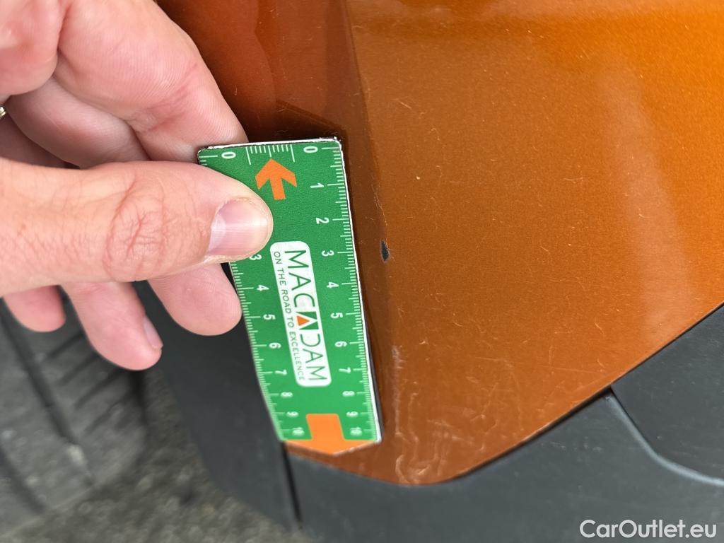  Peugeot  2008  Allure Pack 1.5 HDi 130CV BVA8 E6d #24