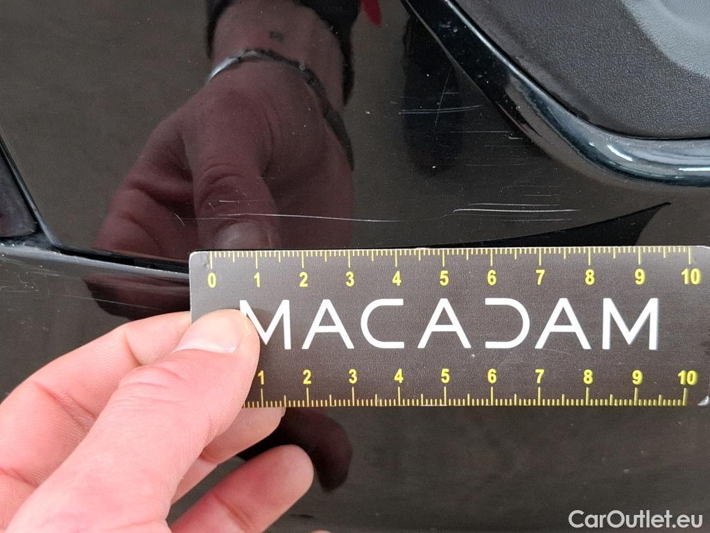  Opel   Grandland X Grandland X Elegance Business 1.5 130CV BVA8 E6d #34