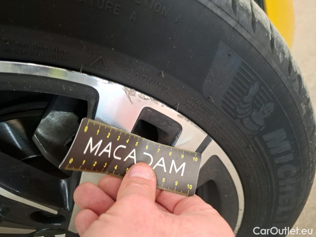  Peugeot  208  Allure Pack 1.2 PureTech 100CV BVA8 E6d #31