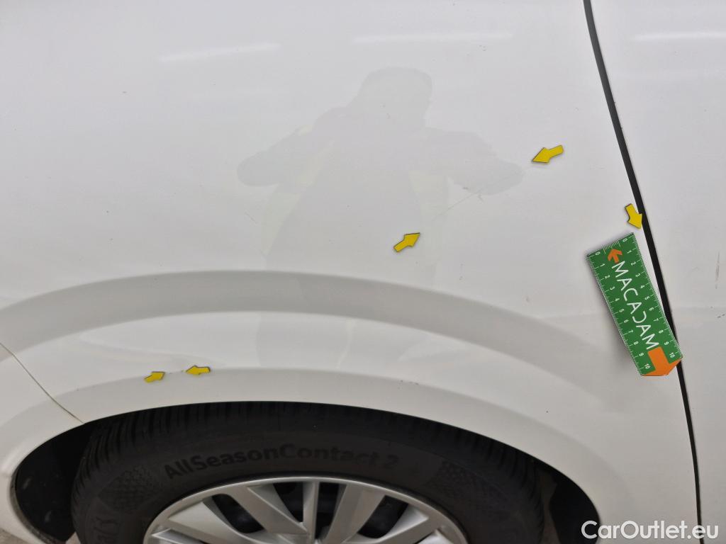  Peugeot  208  Premium 1.5 HDi 100CV BVM6 E6d #36