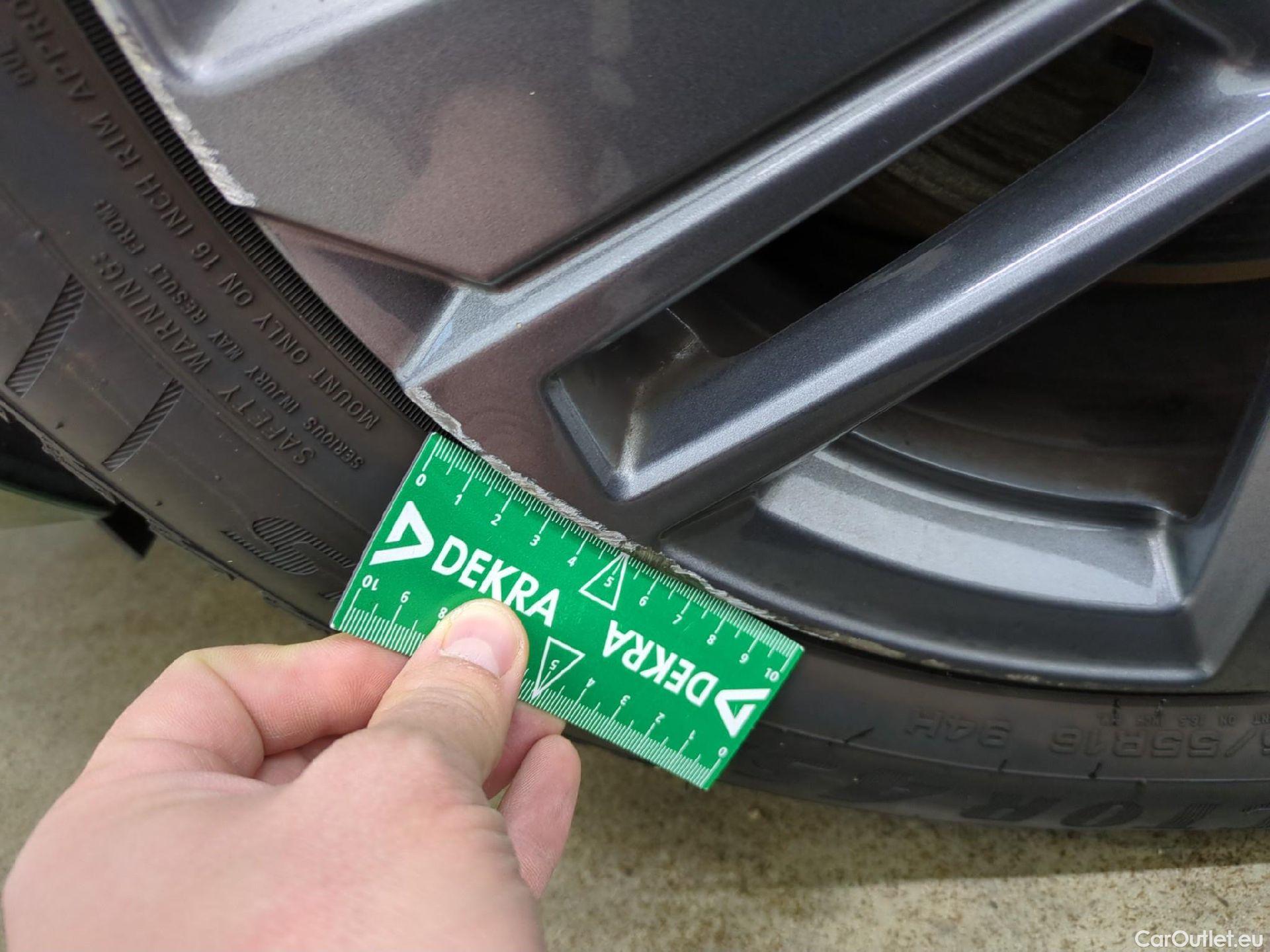  Peugeot  308  Active Pack 1.5 HDi 130CV BVM6 E6d #19