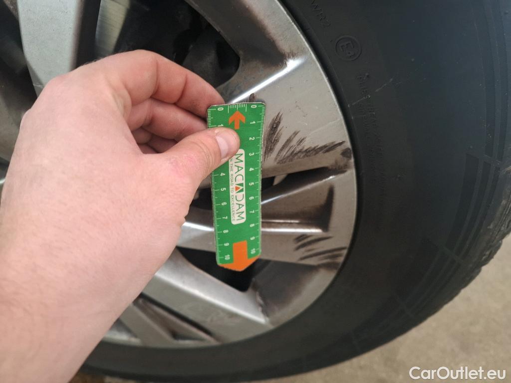  Peugeot  3008  II Active Pack 1.5 HDi 130CV BVA8 E6d #45