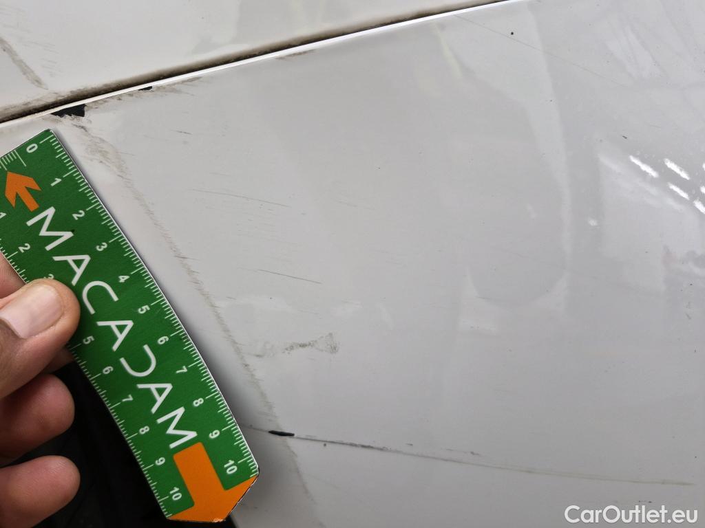  Peugeot  208  Premium 1.5 HDi 100CV BVM6 E6d #4