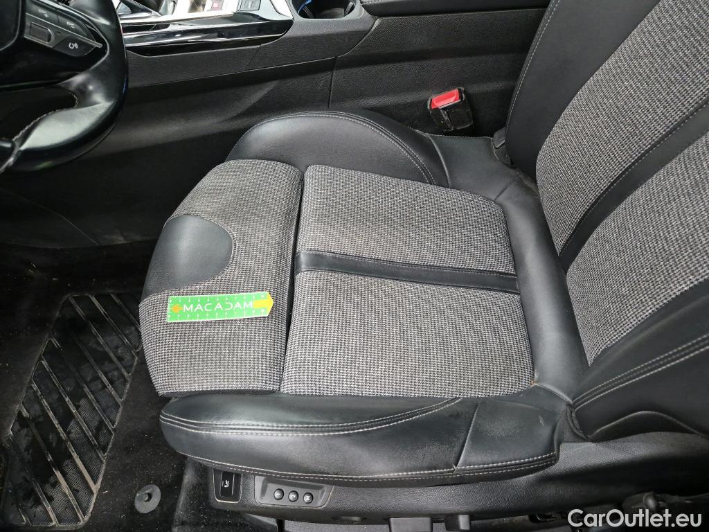  Peugeot  3008  Allure Business 1.2 PureTech 130CV BVA8 E6dT #42