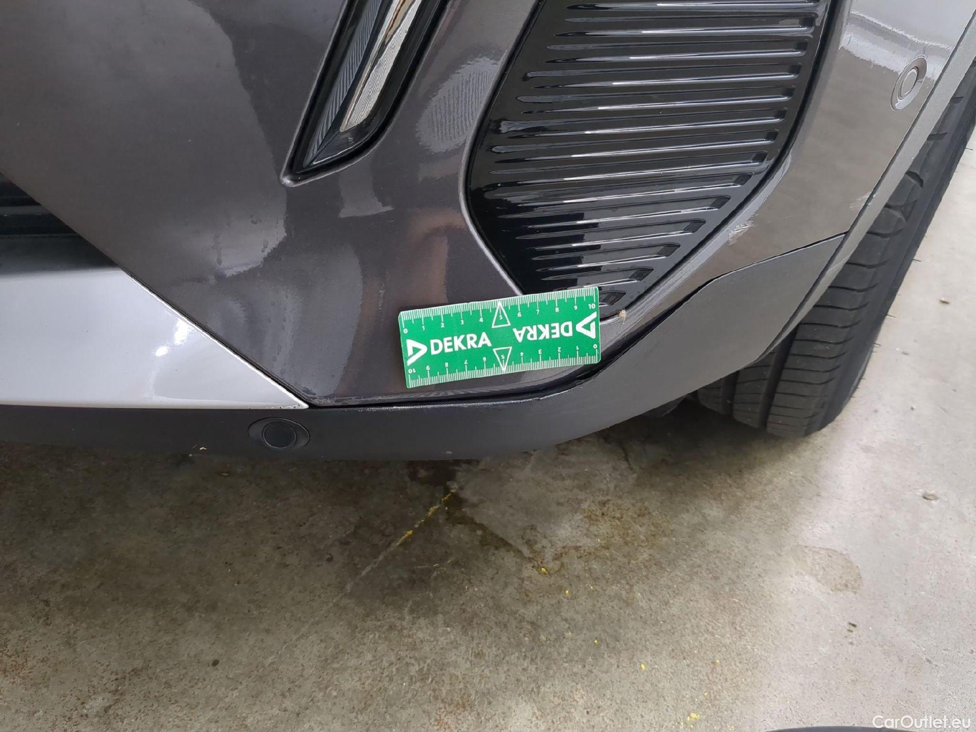  Peugeot  3008  Road Trip 1.2 PureTech 130CV BVA8 E6d #31