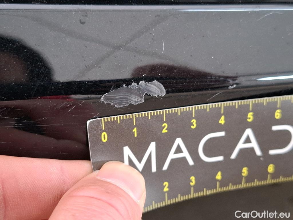  Opel   Grandland X Grandland X Elegance Business 1.5 130CV BVA8 E6d #26