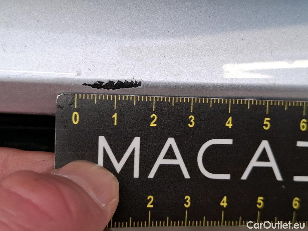  Opel   Grandland X Grandland X Elegance Business 1.5 130CV BVA8 E6d #76