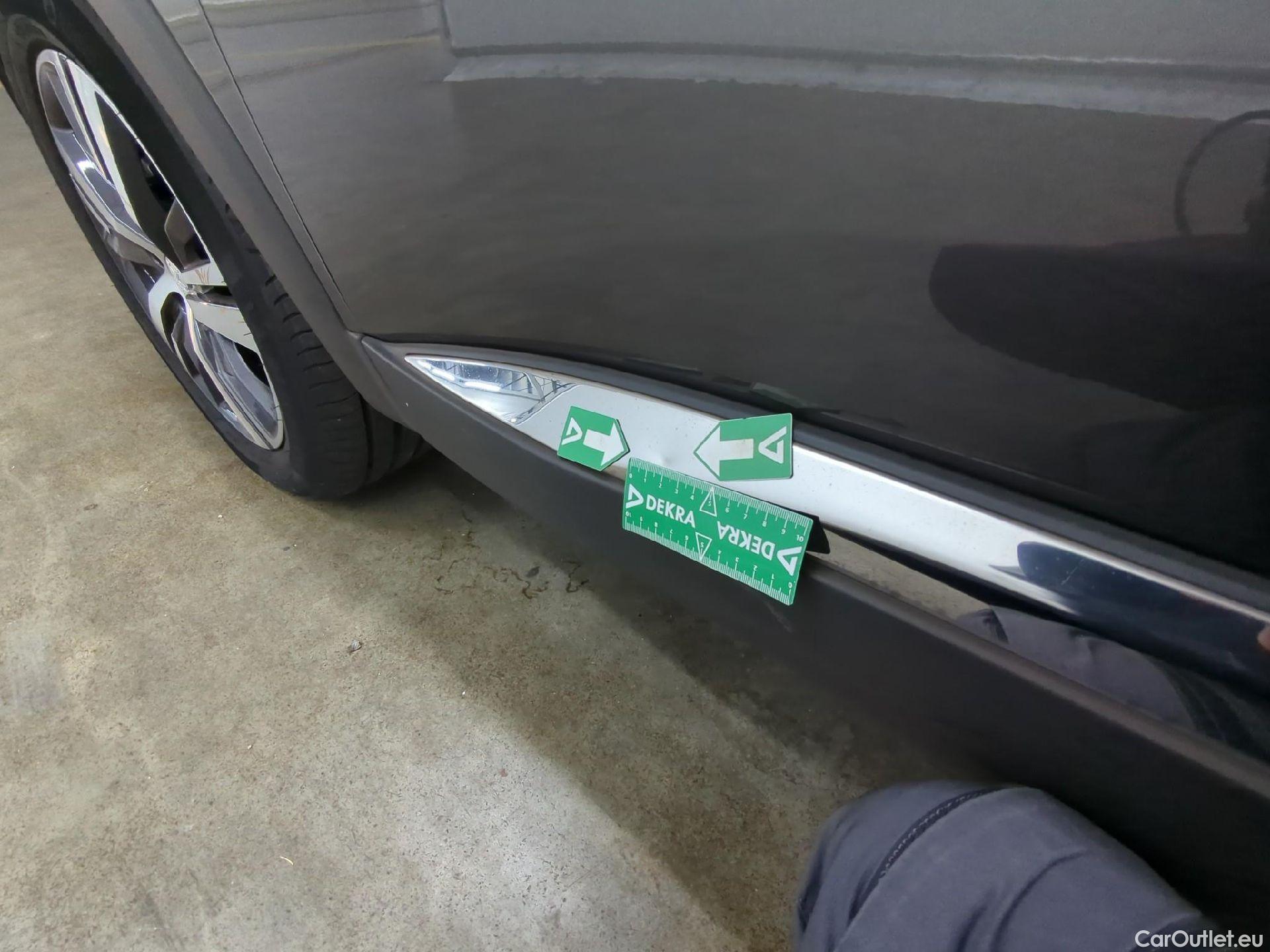  Peugeot  3008  Road Trip 1.2 PureTech 130CV BVA8 E6d #38