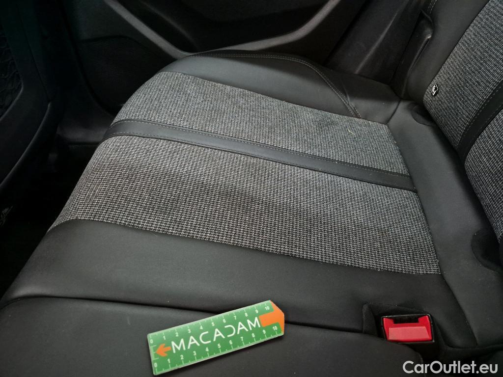  Peugeot  3008  Allure Business 1.2 PureTech 130CV BVA8 E6dT #46