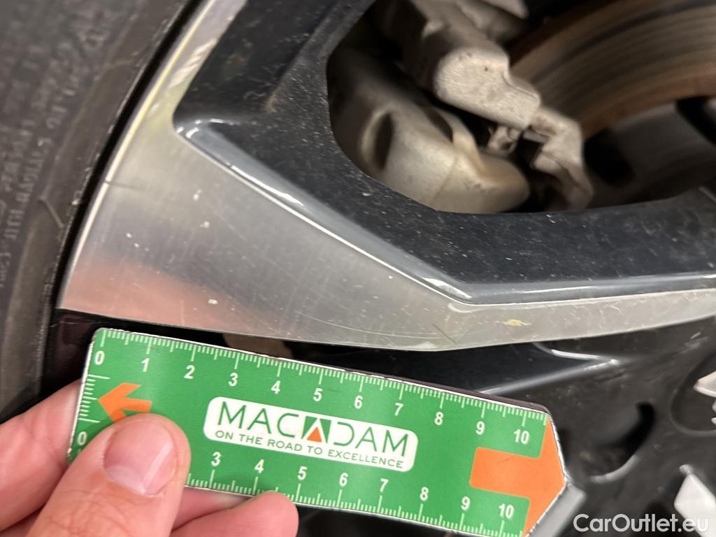  Peugeot  2008  Allure Pack 1.5 HDi 130CV BVA8 E6d #13