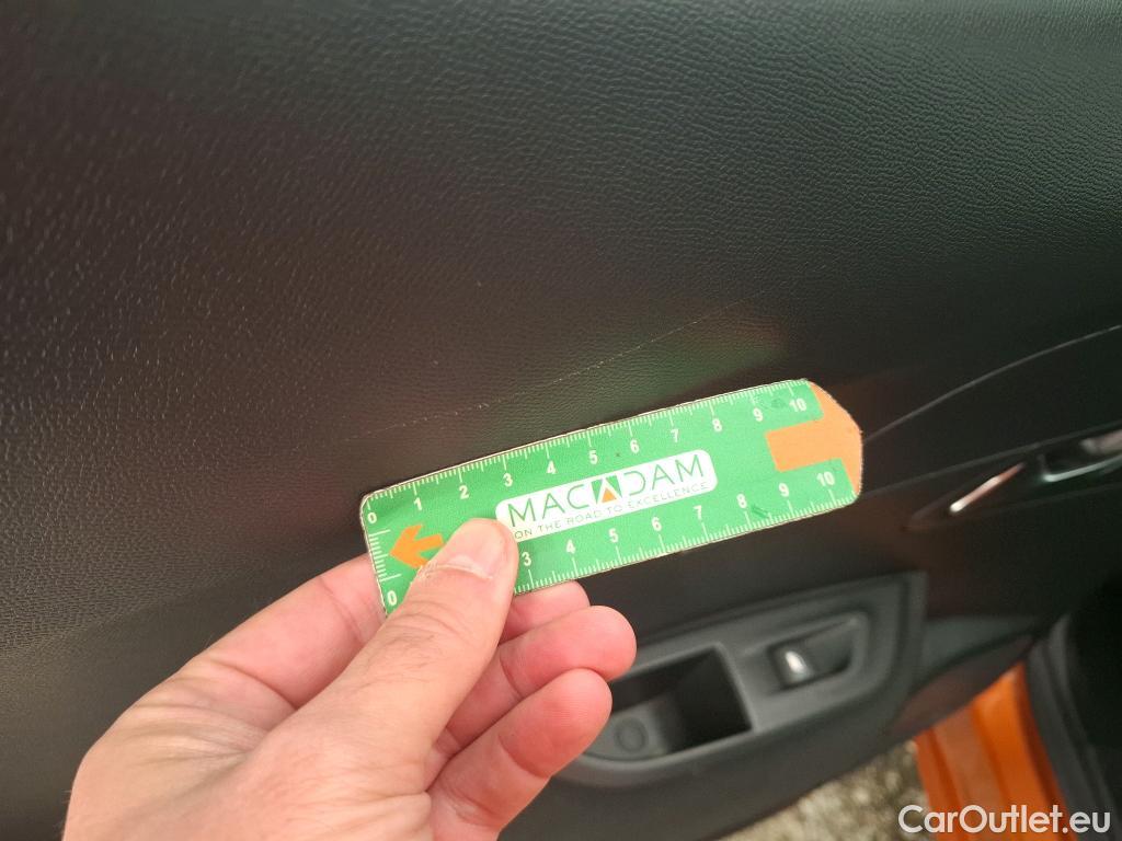  Peugeot  2008  Active Business 1.2 PureTech 100CV BVM6 E6d #19