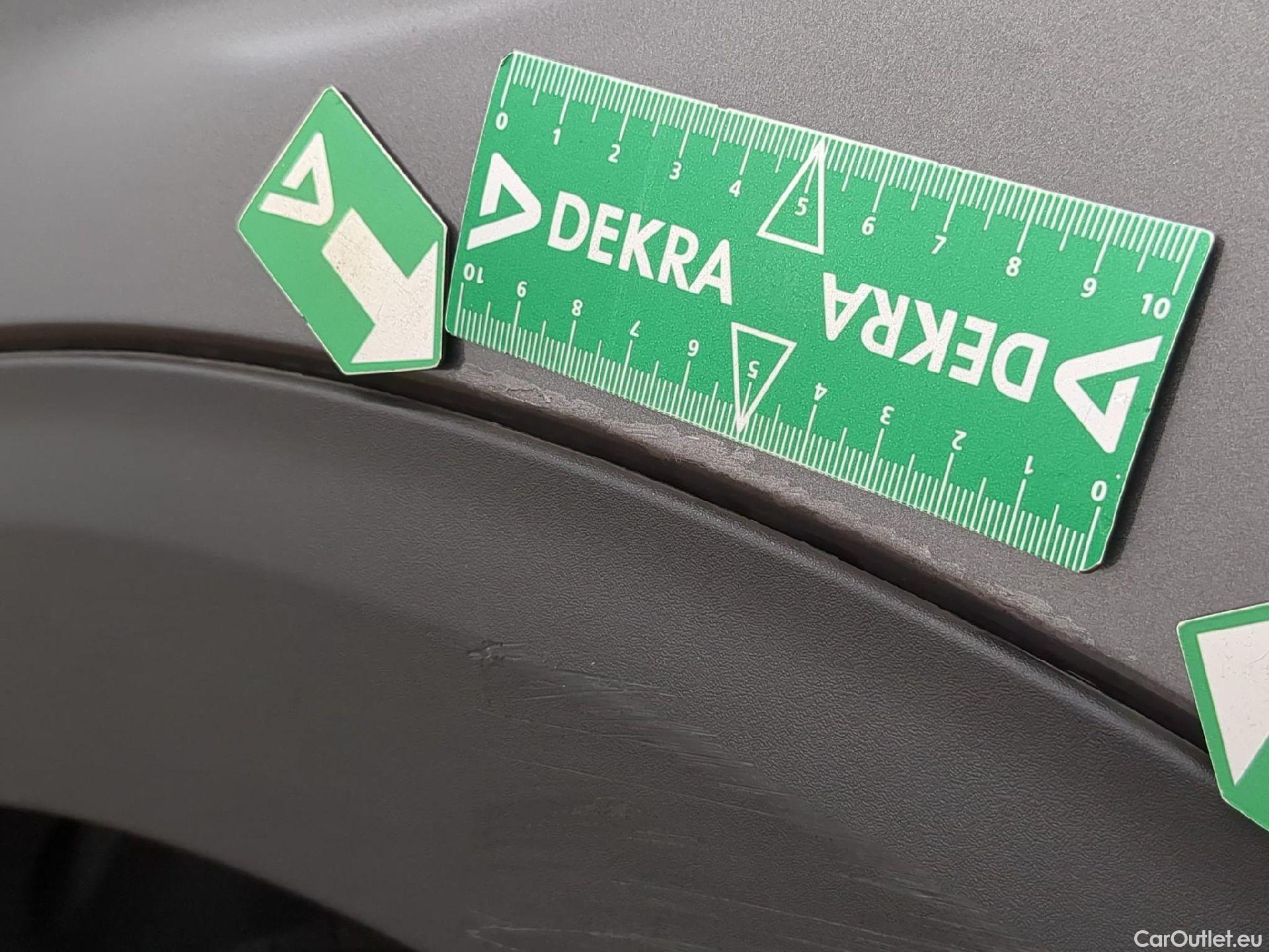  Peugeot  3008  Road Trip 1.2 PureTech 130CV BVA8 E6d #40