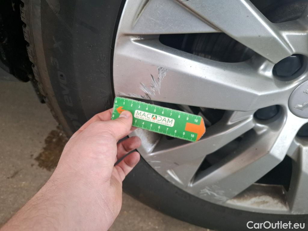  Peugeot  3008  II Active Pack 1.5 HDi 130CV BVA8 E6d #31