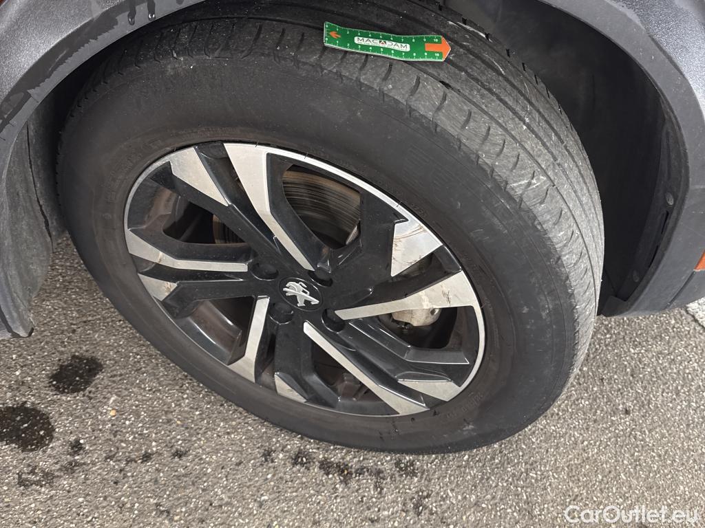  Peugeot  2008  Allure Pack 1.5 HDi 130CV BVA8 E6d #5