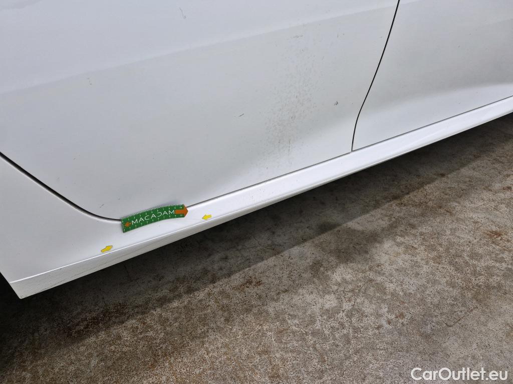  Peugeot  208  Premium 1.5 HDi 100CV BVM6 E6d #53