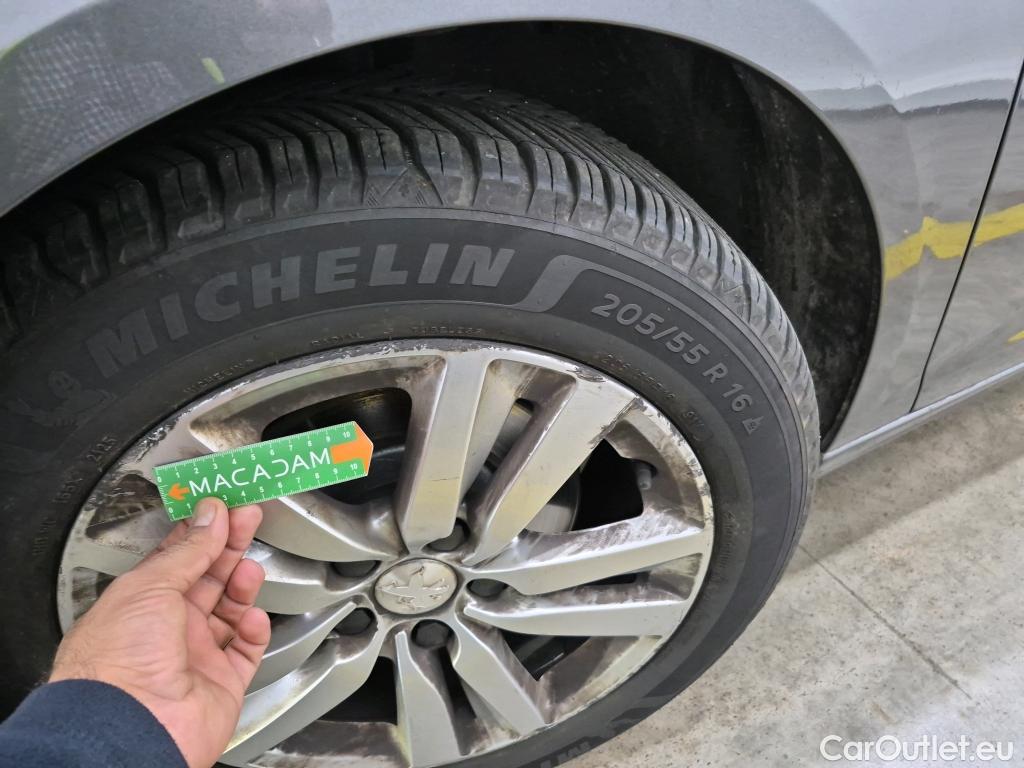  Peugeot  308  SW Active Business 1.5 HDi 130CV BVA8 E6d #27