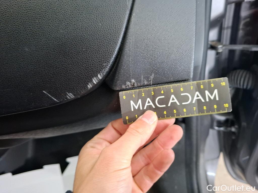  Renault  Kangoo RENAULT  Express / 2013 / 4P / Fourgonnette Grand Confort TCe 115 EDC #6