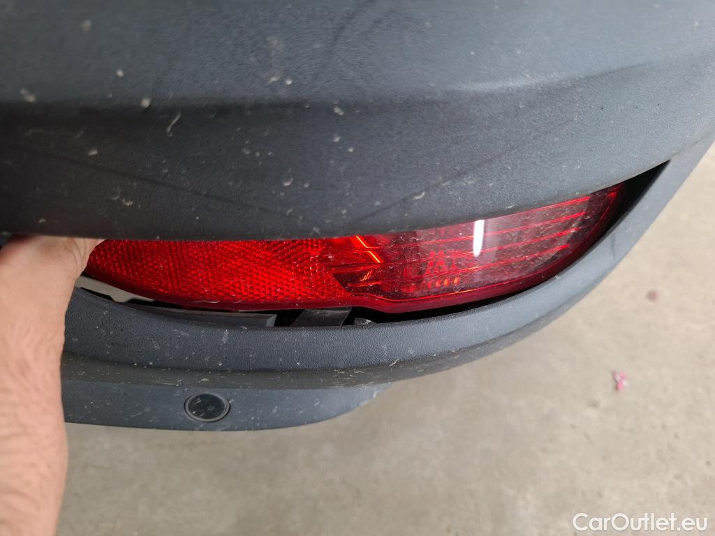  Peugeot  5008  Allure Business 1.5 HDi 130CV BVA8 E6dT #48