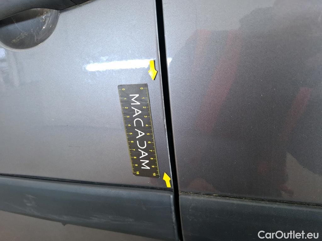  Renault  Kangoo RENAULT  Express / 2013 / 4P / Fourgonnette Grand Confort TCe 115 EDC #20