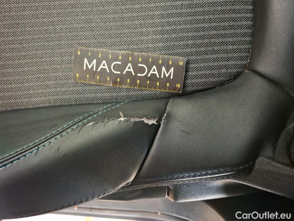  Peugeot  5008  Allure Pack 2.0 HDi 175CV BVA8 7 Sieges E6d #9