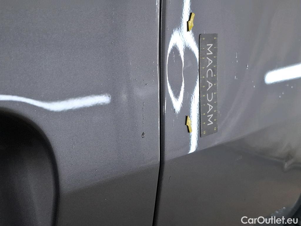  Renault  Kangoo RENAULT  Express / 2013 / 4P / Fourgonnette Grand Confort TCe 115 EDC #32