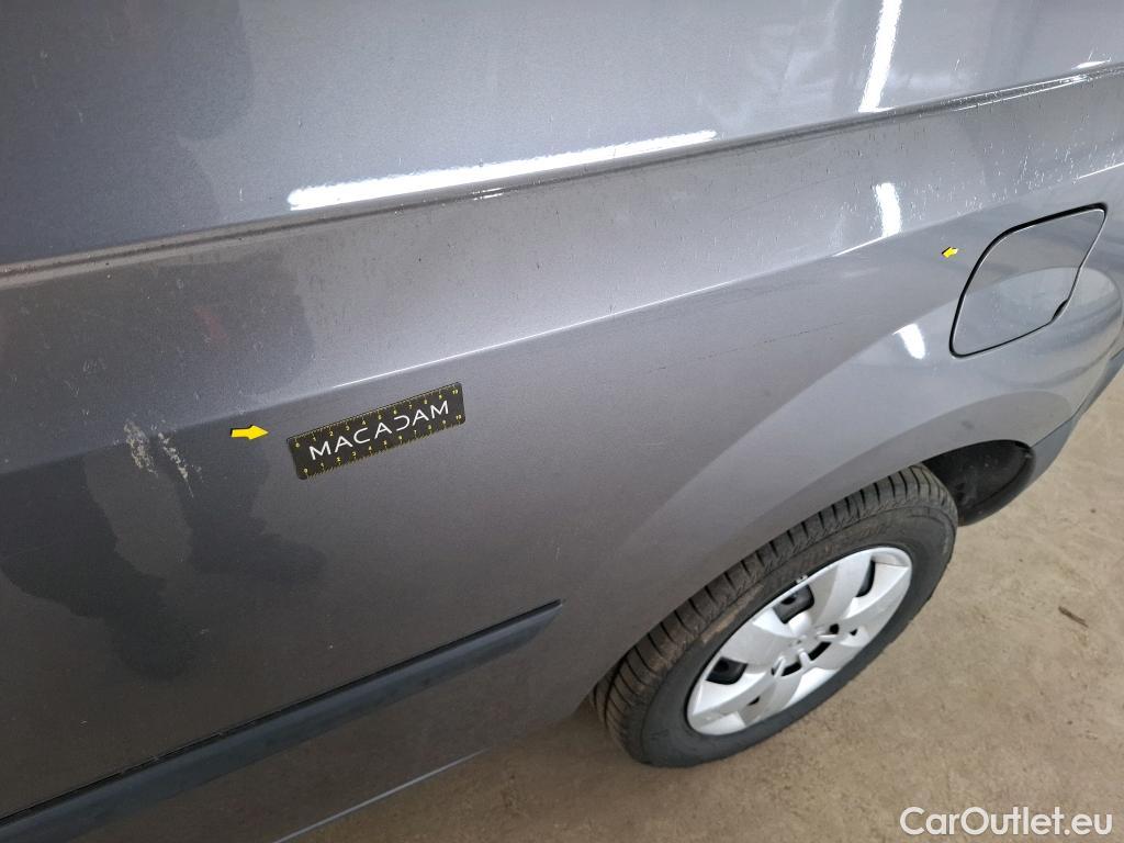  Renault  Kangoo RENAULT  Express / 2013 / 4P / Fourgonnette Grand Confort TCe 115 EDC #48