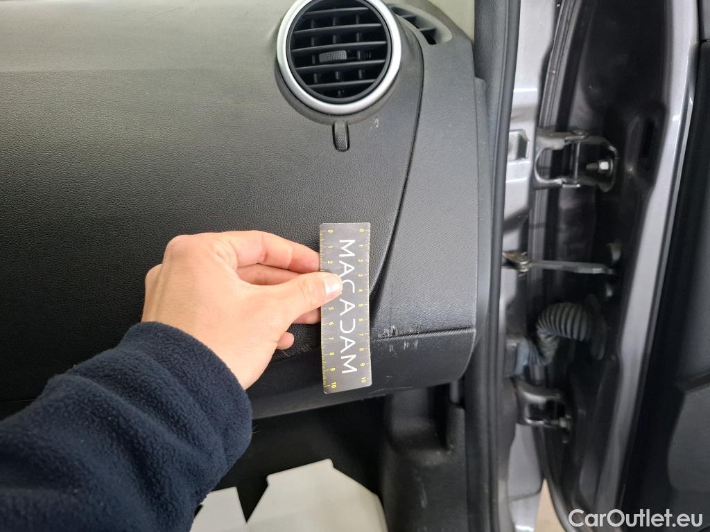  Renault  Kangoo RENAULT  Express / 2013 / 4P / Fourgonnette Grand Confort TCe 115 EDC #7