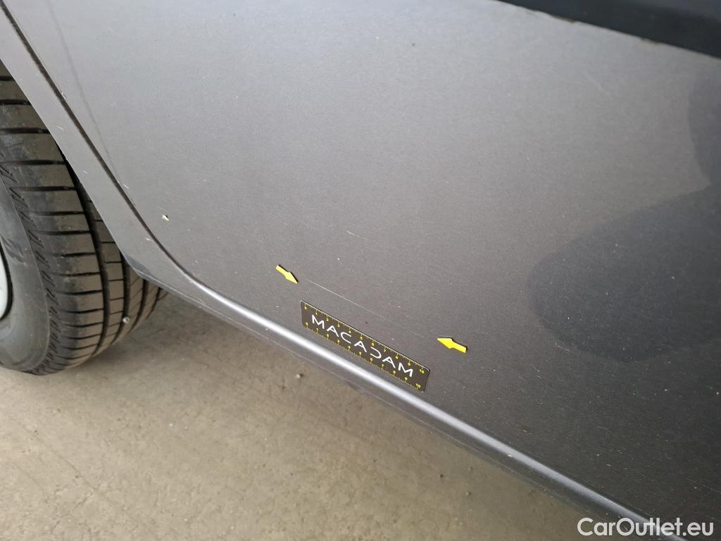  Renault  Kangoo RENAULT  Express / 2013 / 4P / Fourgonnette Grand Confort TCe 115 EDC #52