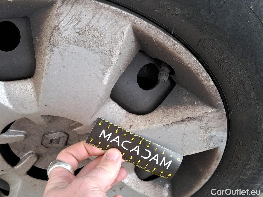  Renault  Kangoo  II Express Maxi Extra (Série Spéciale) 1.5 dCi 95CV BVM6 E6dT #80