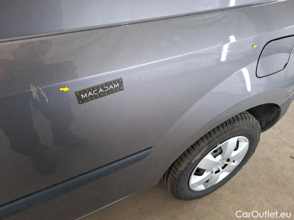  Renault  Kangoo RENAULT  Express / 2013 / 4P / Fourgonnette Grand Confort TCe 115 EDC #49