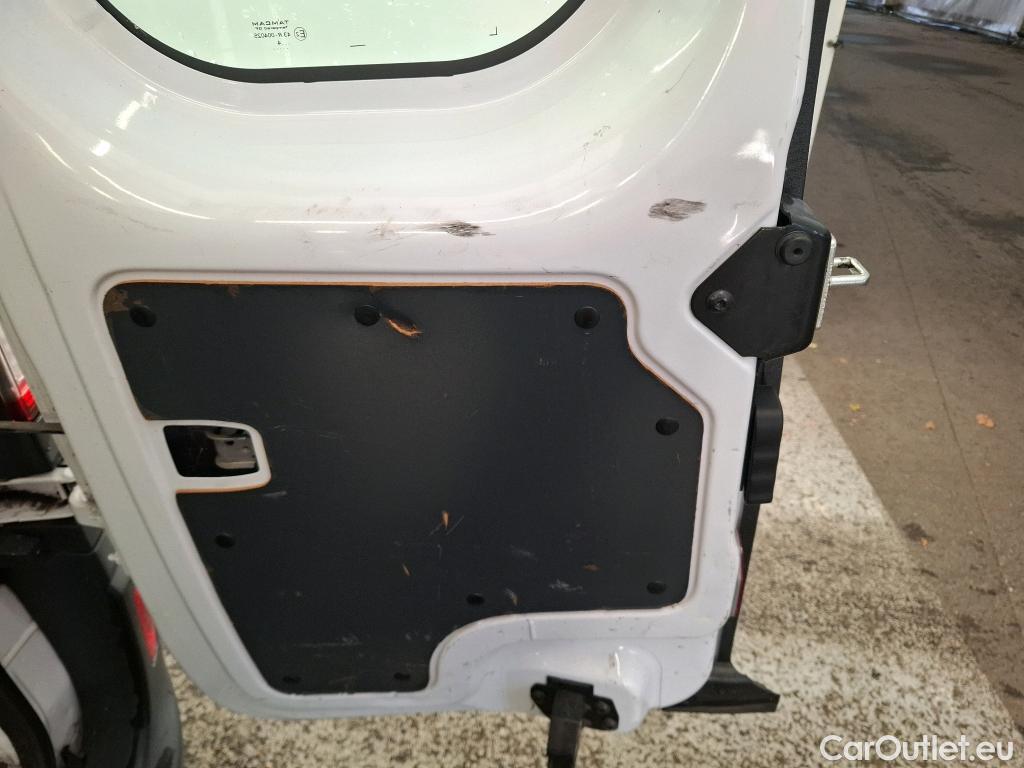  Renault  Kangoo  Express Maxi Confort - Cab. Appr. 1.5 dCi 90CV BVM5 E6 #15