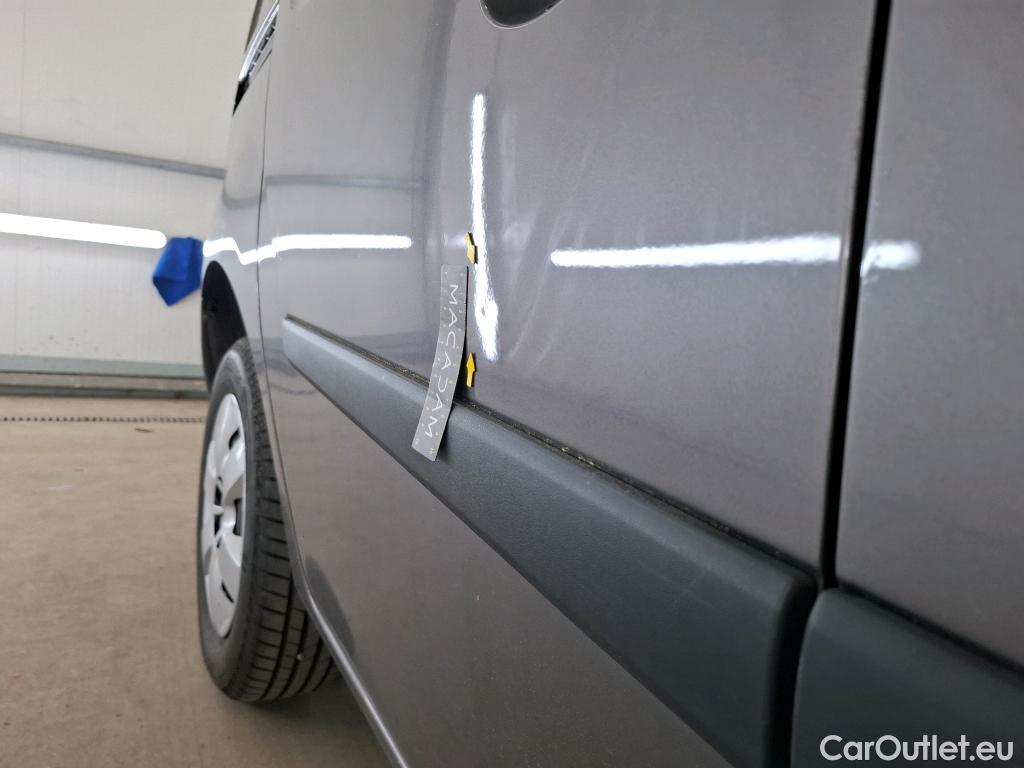  Renault  Kangoo RENAULT  Express / 2013 / 4P / Fourgonnette Grand Confort TCe 115 EDC #51