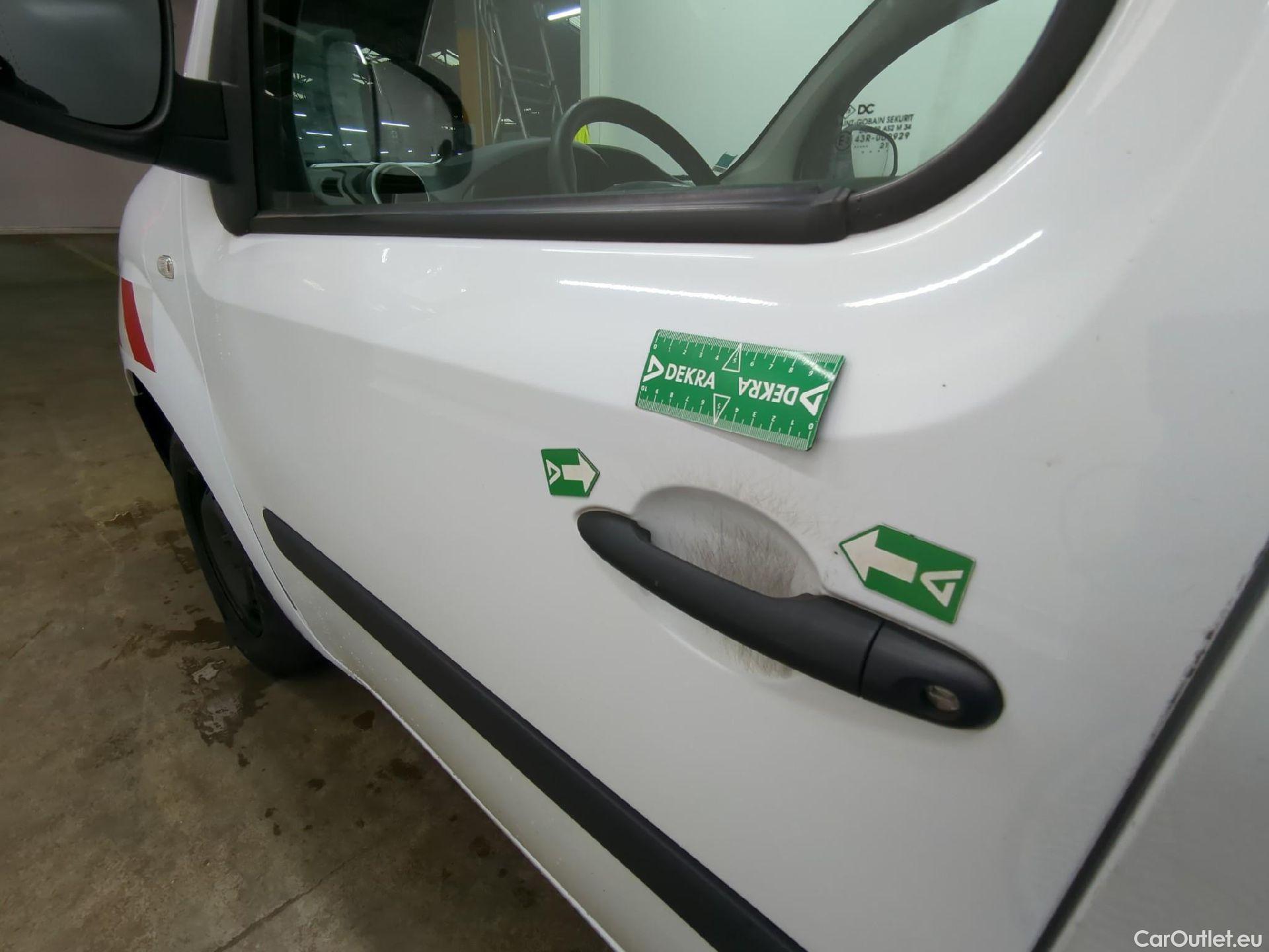  Renault  Kangoo  II Express Maxi Extra (Série Spéciale) 1.5 dCi 95CV BVM6 E6dT #52