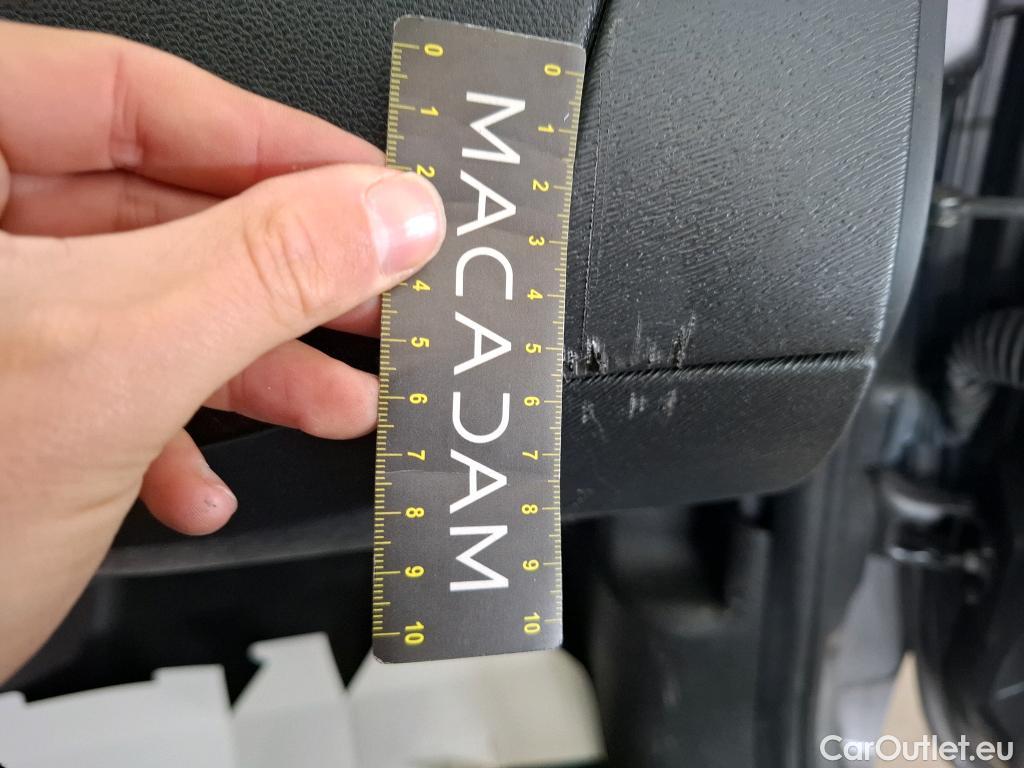  Renault  Kangoo RENAULT  Express / 2013 / 4P / Fourgonnette Grand Confort TCe 115 EDC #5