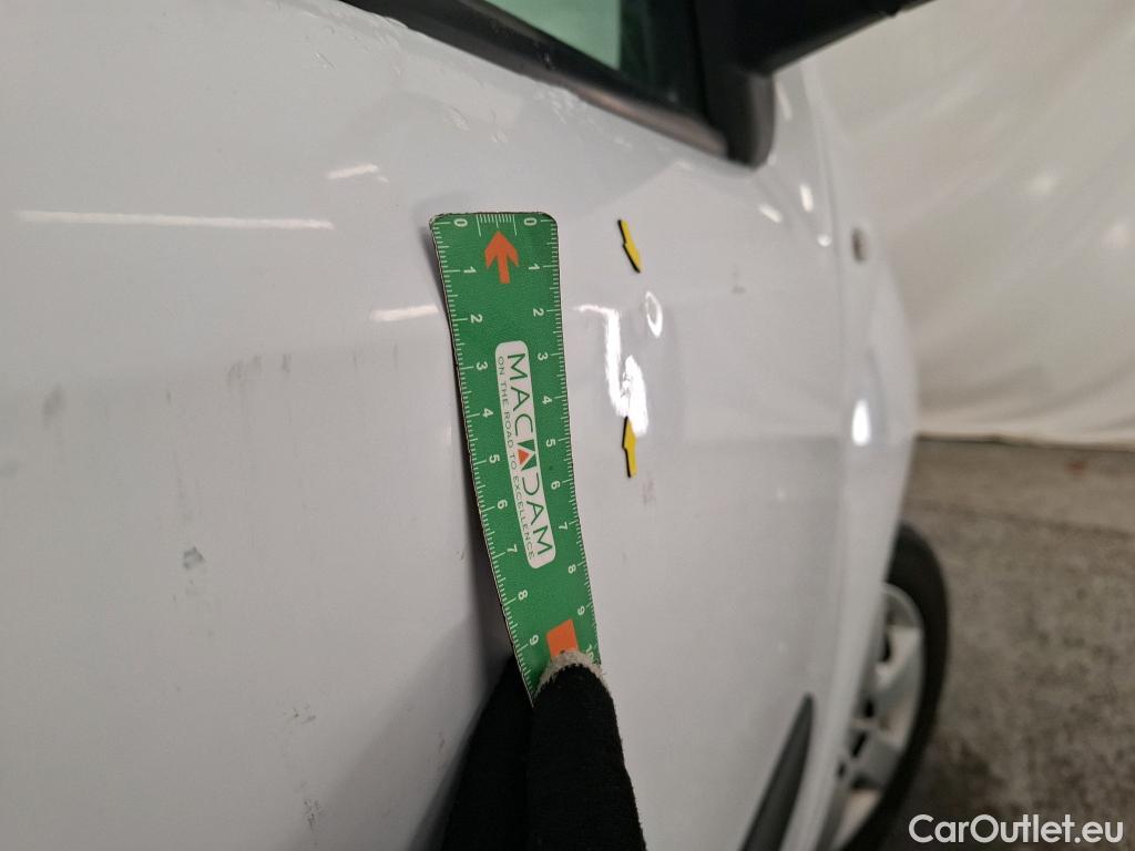  Renault  Kangoo  Express Maxi Confort - Cab. Appr. 1.5 dCi 90CV BVM5 E6 #24