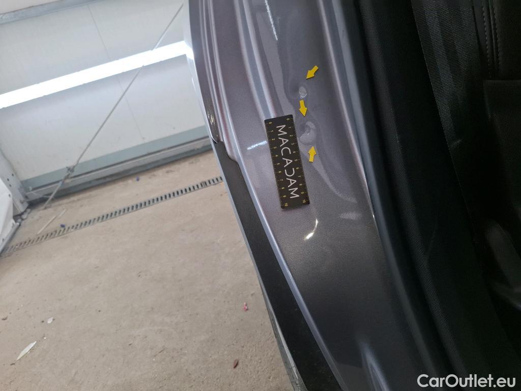  Peugeot  5008  Allure Business 1.5 HDi 130CV BVA8 E6dT #33