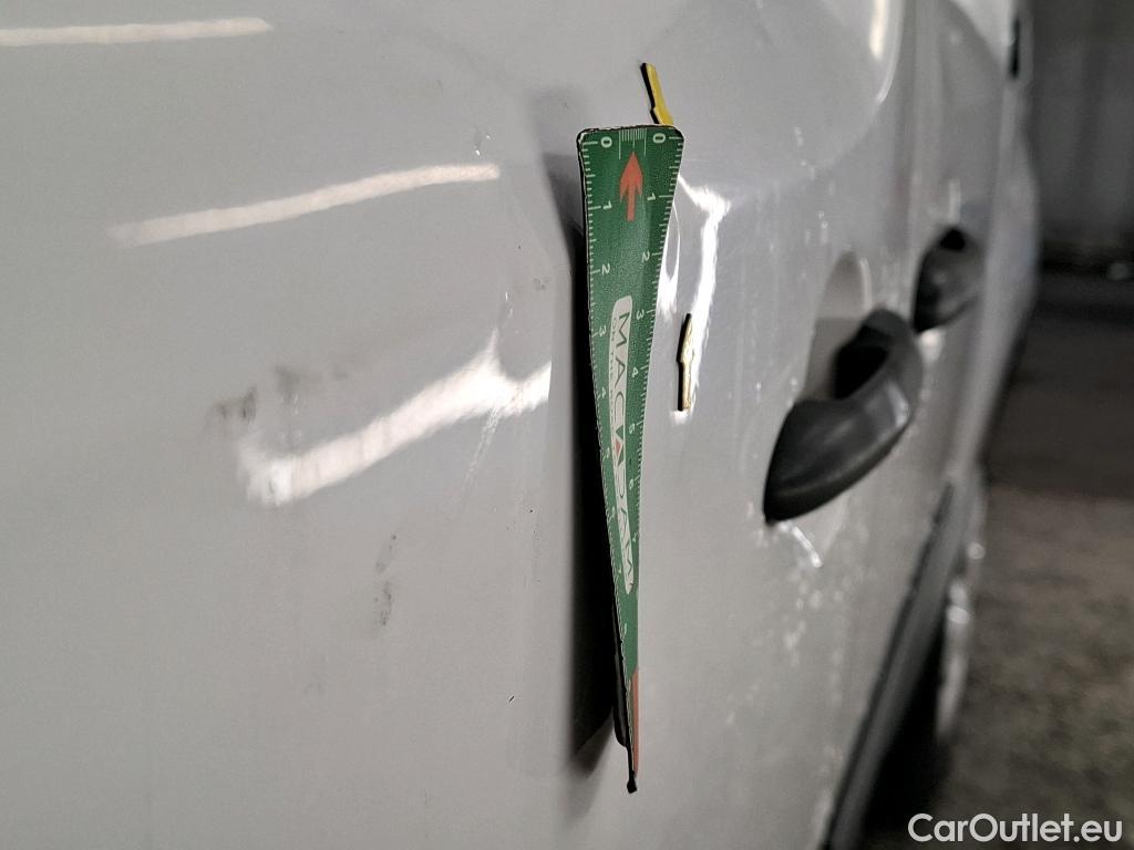  Renault  Kangoo  Express Maxi Confort - Cab. Appr. 1.5 dCi 90CV BVM5 E6 #11