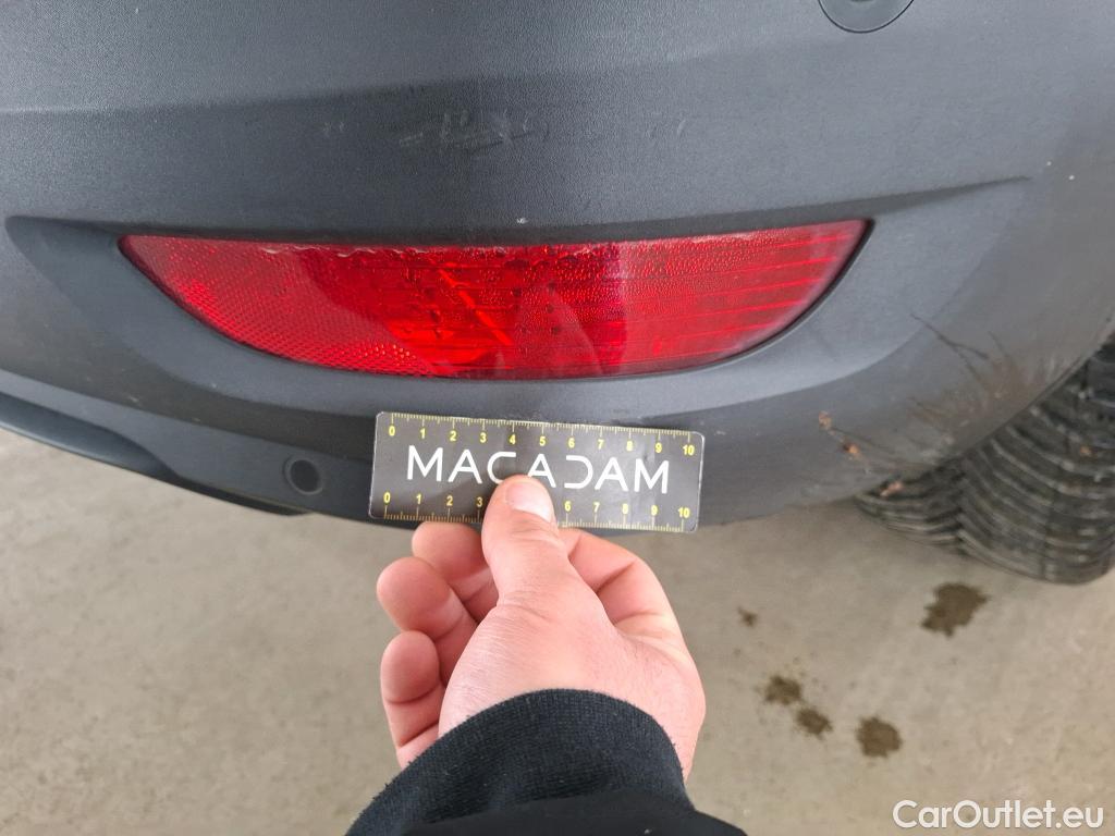  Peugeot  5008  Allure Pack 2.0 HDi 175CV BVA8 7 Sieges E6d #36