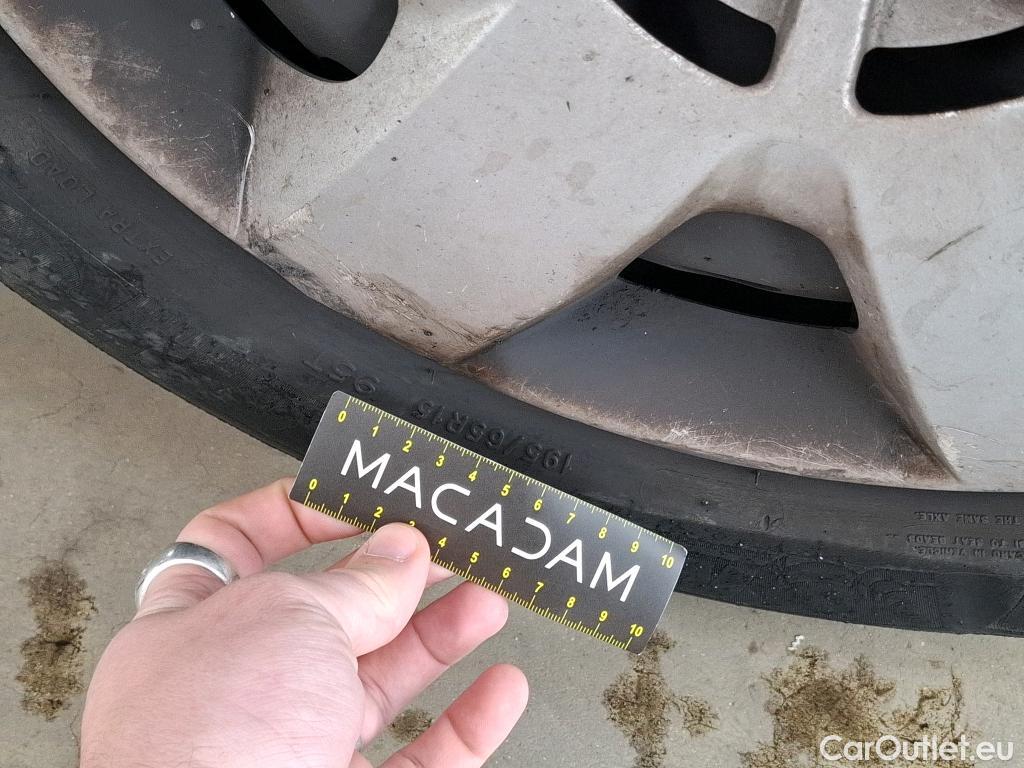  Renault  Kangoo  II Express Maxi Extra (Série Spéciale) 1.5 dCi 95CV BVM6 E6dT #81