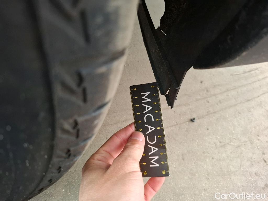  Renault  Kangoo RENAULT  Express / 2013 / 4P / Fourgonnette Grand Confort TCe 115 EDC #26