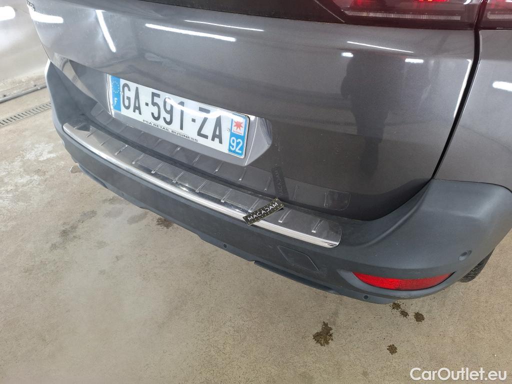  Peugeot  5008  Allure Pack 2.0 HDi 175CV BVA8 7 Sieges E6d #2