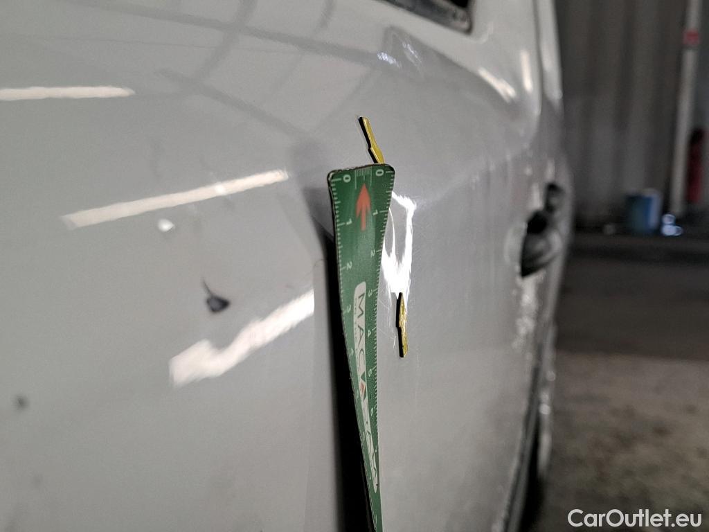  Renault  Kangoo  Express Maxi Confort - Cab. Appr. 1.5 dCi 90CV BVM5 E6 #9