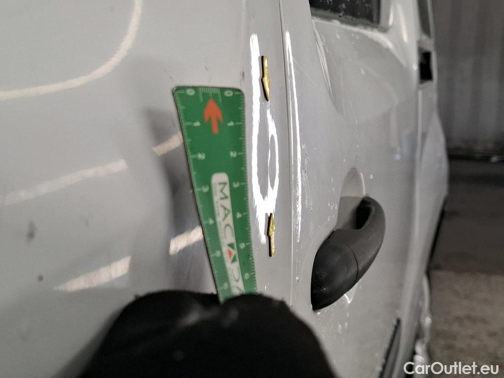  Renault  Kangoo  Express Maxi Confort - Cab. Appr. 1.5 dCi 90CV BVM5 E6 #12