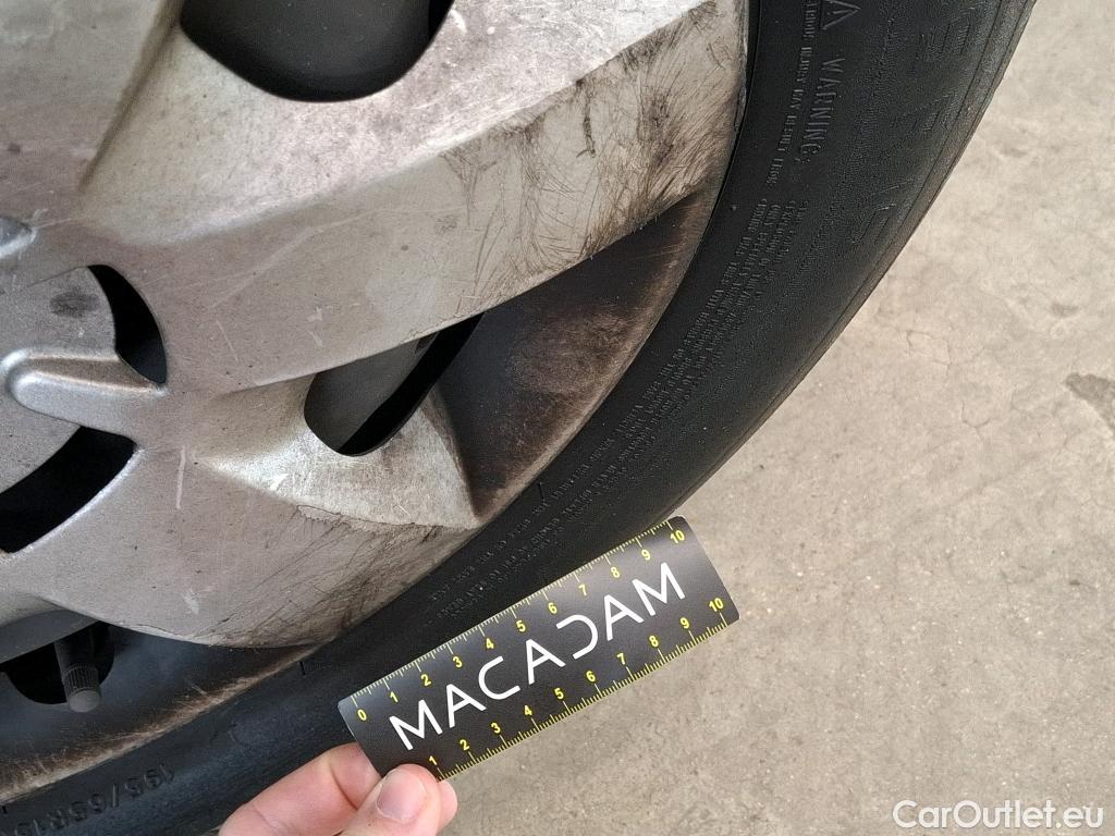  Renault  Kangoo  II Express Maxi Extra (Série Spéciale) 1.5 dCi 95CV BVM6 E6dT #62