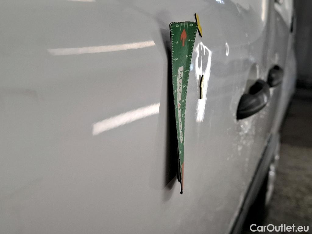  Renault  Kangoo  Express Maxi Confort - Cab. Appr. 1.5 dCi 90CV BVM5 E6 #10