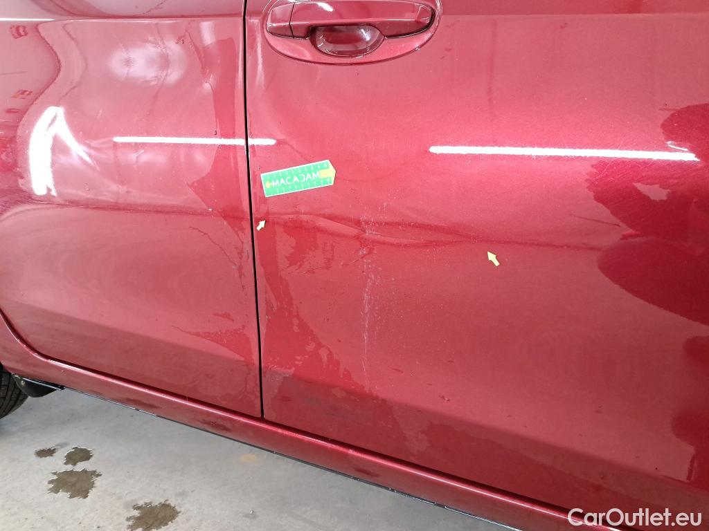  Toyota  Yaris TOYOTA  Hybride 5p Berline 15 VVT I HYBRID France #2