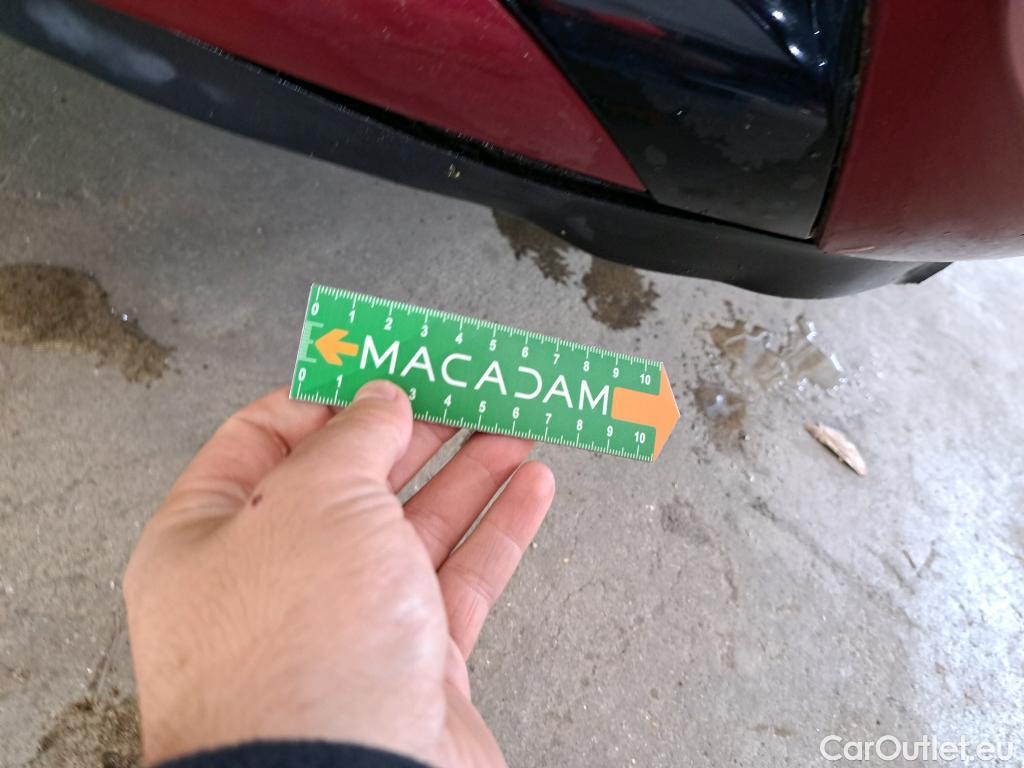  Toyota  Yaris TOYOTA  Hybride 5p Berline 15 VVT I HYBRID France #7