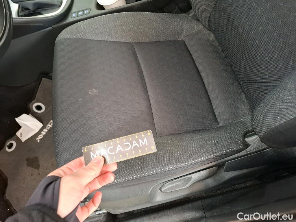  Toyota  Yaris TOYOTA  Hybride / 2019 / 5P / Berline Hybride 116h Dynamic Business Beyond Zer #12