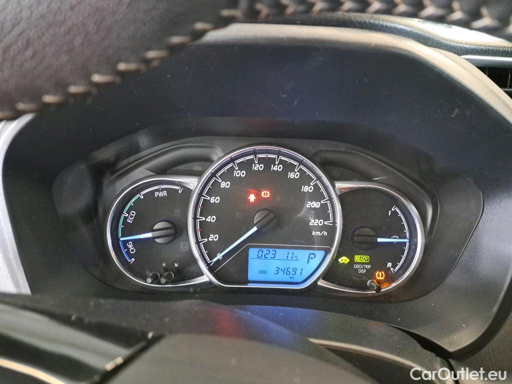  Toyota  Yaris TOYOTA  Hybride 5p Berline 15 VVT I HYBRID France #12